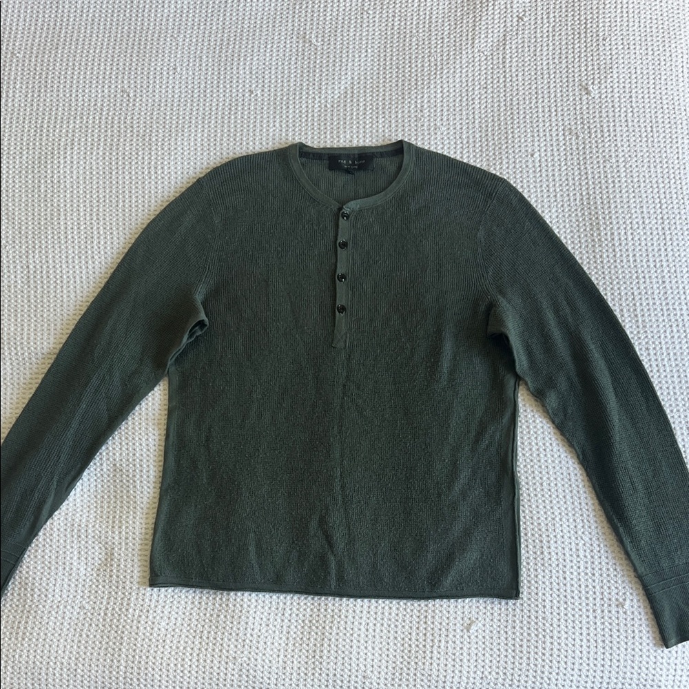 Green Long Sleeve Henley Sweater Size L
